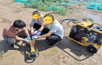 犀牛液壓取土鉆機(jī)培訓(xùn)、交付記錄